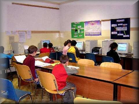 lab_infor_borgo.jpg (25733 byte)