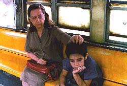 Vinicius De Oliveira in Central do Brasil, 1998